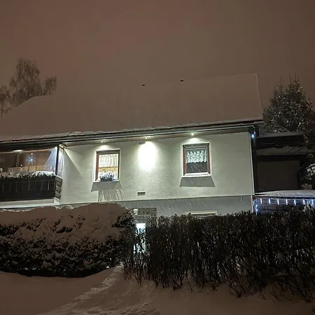 Ditzova *